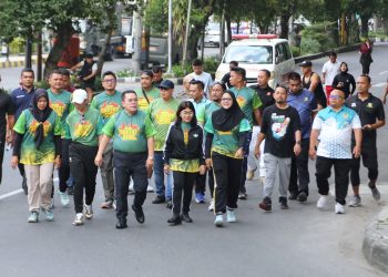 Wali Kota dan Wakil Wali Kota Pematangsiantar Semarakkan Festival Rakyat, Pemko Perkuat Sinergi Wujudkan Kota Sehat dan Penuh Kebersamaan