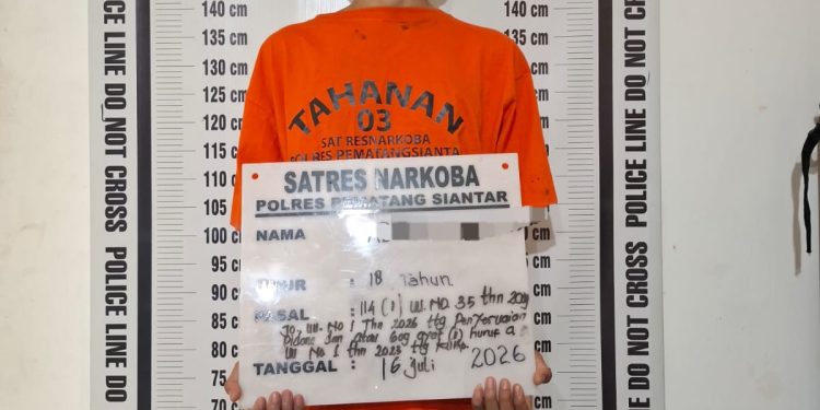 Miliki Sabu 1,53 Gram, Pemuda 18 Tahun Dibekuk Satres Narkoba Polres Pematangsiantar di Jalan Lapangan Tembak