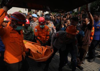 Seluruh Korban Ledakan Rumah Mewah di Grand Polonia Berhasil Dievakuasi