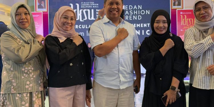 Pelindo Regional 1 Dorong Desainer Binaan Tampil di Medan Fashion Trend 2026, Perkuat Industri Kreatif Sumut Pelindo Regional 1 Dorong Desainer Binaan Tampil di Medan Fashion Trend 2026, Perkuat Industri Kreatif Sumut