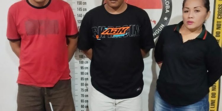 Satresnarkoba Polres Simalungun Bongkar Jaringan Peredaran Sabu Lintas Daerah, Tiga Terduga Pelaku Diamankan Satresnarkoba Polres Simalungun Bongkar Jaringan Peredaran Sabu Lintas Daerah, Tiga Terduga Pelaku Diamankan