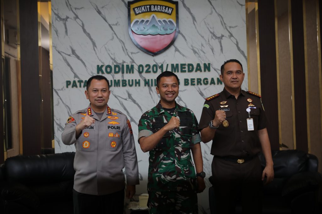 Sinergi Forkopimda Makin Solid, Kapolrestabes Medan dan Dandim 0201/Medan Sambangi Kejari Medan Perkuat Penegakan Hukum