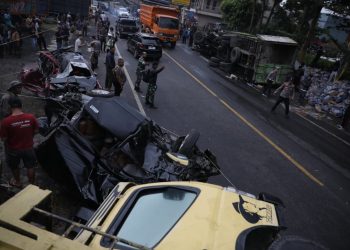 Ini Data Korban  dan Kronologi Kecelakaan Maut  Truk Tabrak 8 Kendaraan di Sibolangit