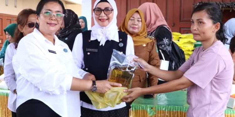 Jelang Idul Adha, TP PKK Simalungun Ajak Warga Tanam Cabai di Pekarangan Rumah