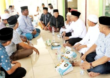 Bupati Anton Hadir di Tengah Warga, Perkuat Silaturahmi Lewat Shalat Jumat