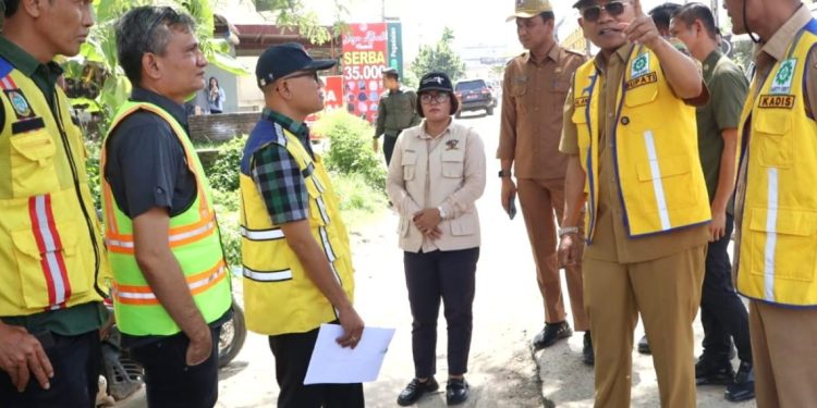 Sembilan Ruas Jalan Provinsi Segera Dibenahi, Anton Saragih Tancap Gas Percepat Infrastruktur Simalungun Sembilan Ruas Jalan Provinsi Segera Dibenahi, Anton Saragih Tancap Gas Percepat Infrastruktur Simalungun