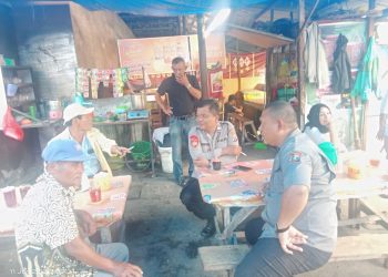 Antisipasi Copet dan Curanmor, Polisi Patroli Jalan Kaki Sisir Pasar Horas Siang Bolong