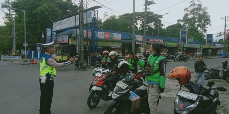 Sat Lantas Polres Pematangsiantar Bekali Driver Gojek dengan Safety Riding, Tekan Angka Pelanggaran dan Kecelakaan