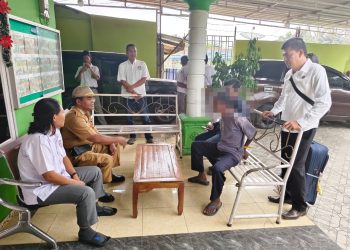 Polsek Siantar Selatan Dampingi Dinsos Evakuasi Warga Diduga ODGJ ke Rehabilitasi Rindung