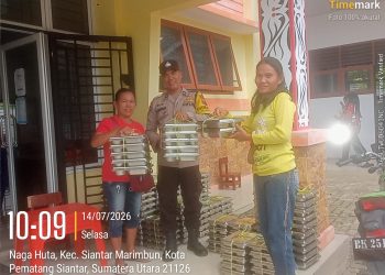 Kawal MBG untuk Ibu Hamil hingga Balita, Bhabinkamtibmas Polsek Siantar Marihat Turun Langsung ke Naga Huta