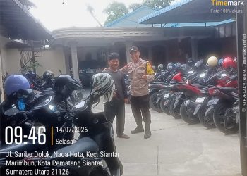 Cegah Curanmor, Bhabinkamtibmas Polsek Siantar Marihat Sambangi Penyedia Lahan Parkir di Simpang Dua