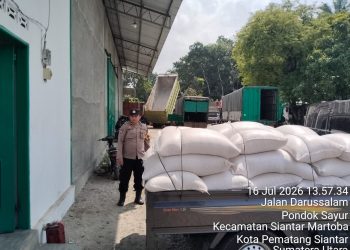 Dukung Ketahanan Pangan, Polsek Siantar Martoba Dampingi Petani Jual 2 Ton Jagung ke Bulog
