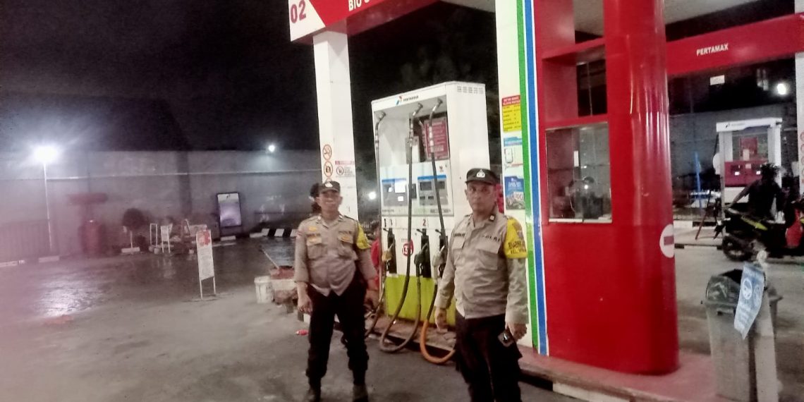 Polres Pematangsiantar Perketat Pengamanan SPBU, Pastikan Stok BBM Aman dan Antrean Terkendali Polres Pematangsiantar Perketat Pengamanan SPBU, Pastikan Stok BBM Aman dan Antrean Terkendali