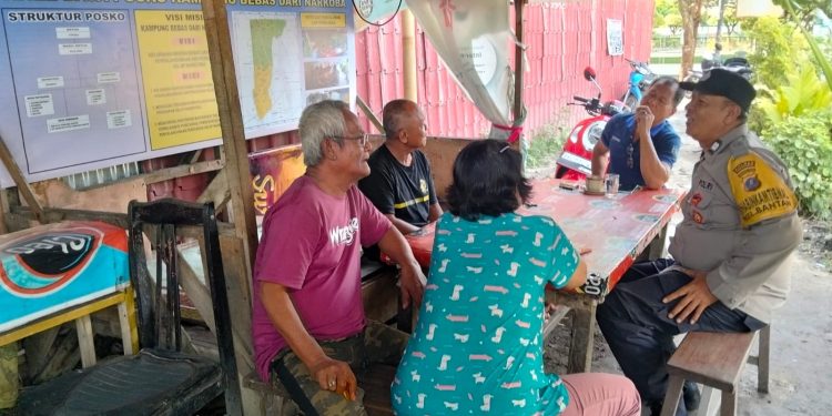 Tekan Peredaran Narkoba, Bhabinkamtibmas Polsek Siantar Barat Sisir Kampung Bebas Narkoba di Jalan Jawa