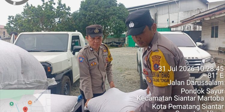 2,5 Ton Jagung Petani Diserap Bulog, Bhabinkamtibmas Siantar Martoba Turun Kawal Penjualan 2,5 Ton Jagung Petani Diserap Bulog, Bhabinkamtibmas Siantar Martoba Turun Kawal Penjualan