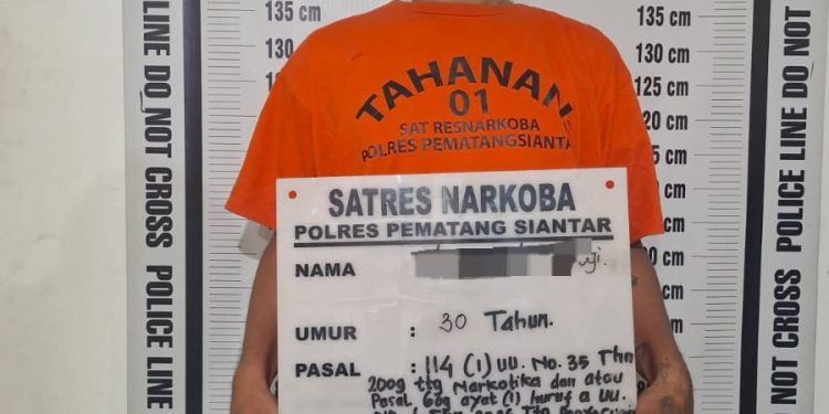 Berawal dari Informasi Warga, Polres Pematangsiantar Ringkus Mahasiswa Bawa 10 Butir Ekstasi