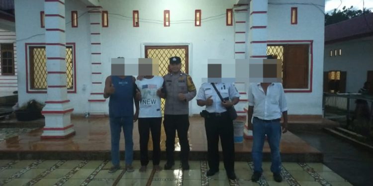 Respons Humanis, Bhabinkamtibmas Polsek Siantar Martoba Bantu Antar Warga ke Pusat Rehabilitasi Respons Humanis, Bhabinkamtibmas Polsek Siantar Martoba Bantu Antar Warga ke Pusat Rehabilitasi