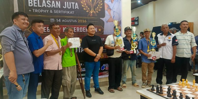 Joshua Siahaan Adakan Turnamen Catur di Siantar
