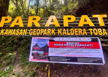 1.000 Spanduk Membentang di 7 Daerah, AMPDT Tantang Khas Hotel Parapat Buka-bukaan Soal Pajak, Limbah dan Buruh