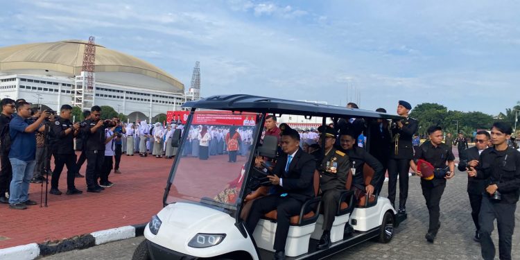 Merah Putih Berkibar di Astaka Pancing, Brimob Sumut Kawal Khidmatnya Upacara HUT ke-81 RI