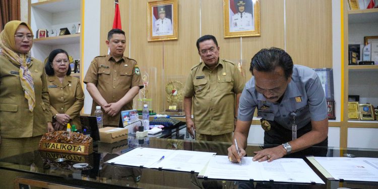 Pemko Pematangsiantar dan Kanwil Kemenkum Sumut Perkuat Fondasi Hukum, Inovasi Daerah Didorong Naik Kelas Pemko Pematangsiantar dan Kanwil Kemenkum Sumut Perkuat Fondasi Hukum, Inovasi Daerah Didorong Naik Kelas
