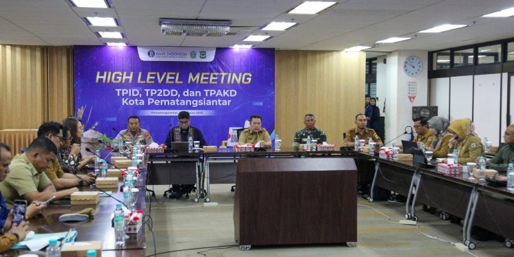 Wali Kota Wesly Tegaskan HLM TPID-TP2DD-TPAKD Harus Berujung Aksi Nyata, Bukan Sekadar Notulen Wali Kota Wesly Tegaskan HLM TPID-TP2DD-TPAKD Harus Berujung Aksi Nyata, Bukan Sekadar Notulen