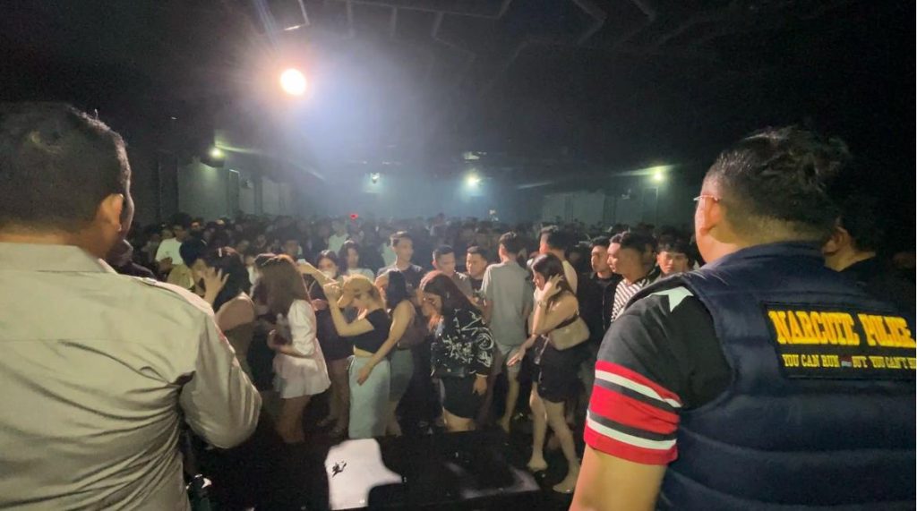 Pengedar Pod Getar Ditangkap, 250 Pengunjung Dites Urine, Helen's Night Mart Disegel