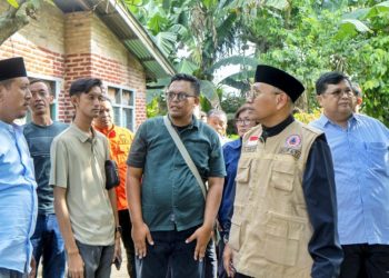 83 KK Terdampak Puting Beliung, Bupati Simalungun Turun Langsung Salurkan Bantuan