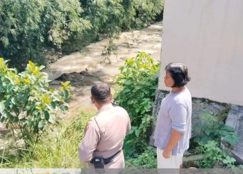 Polsek Siantar Selatan Pantau Kondisi Jembatan, Pastikan Keamanan Akses Warga