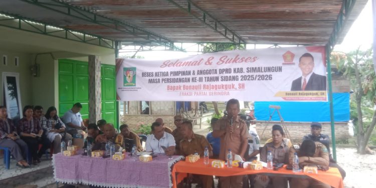 Reses di Pulo Bayu, Bona Uli Rajagukguk Tampung Keluhan Infrastruktur hingga Pajak Reses di Pulo Bayu, Bona Uli Rajagukguk Tampung Keluhan Infrastruktur hingga Pajak