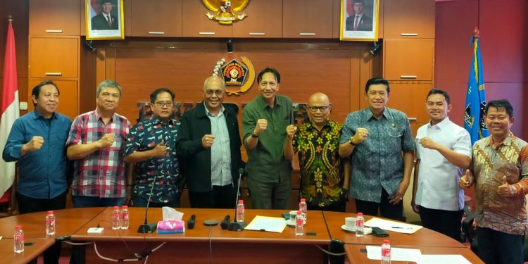 Perkuat Tekad, Austin Tumengkol Sowan ke PWI Pusat, Ini Pesan Cak Munir