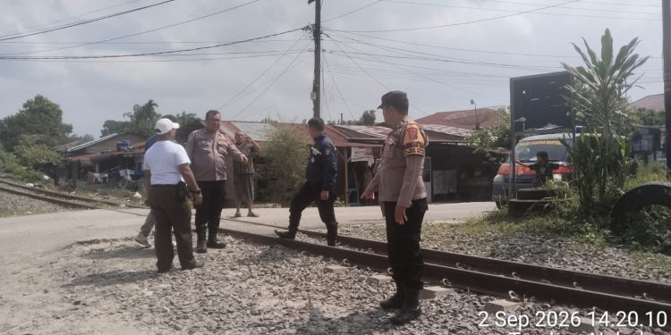 Karyawan PT KAI Tersambar Kereta Api di Tambun Timur, Polsek Siantar Martoba Bergerak Cepat