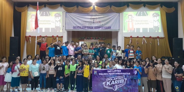 Cegah Laka Lantas Sejak Dini, Sat Lantas Polres Pematangsiantar Edukasi Jemaat GKPB Cegah Laka Lantas Sejak Dini, Sat Lantas Polres Pematangsiantar Edukasi Jemaat GKPB