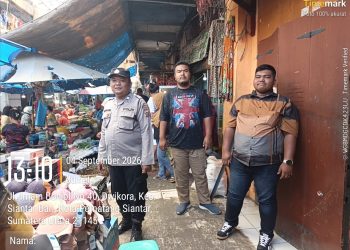 Polsek Siantar Barat Turun Jalan, Patroli Jalan Kaki di Pasar Horas Antisipasi 3C