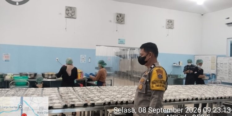 Polsek Siantar Martoba Kawal Distribusi MBG, Ribuan Paket Disalurkan ke Sekolah dan Posyandu
