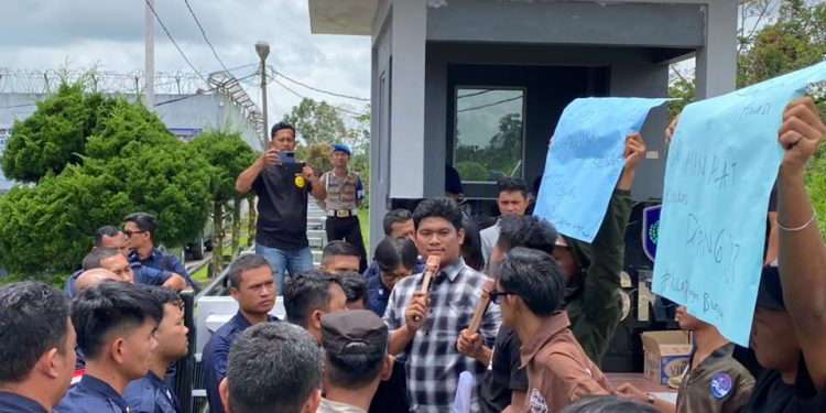 GIMP Sumut Desak Bongkar Dugaan Narkoba dan Penipuan Online dari Lapas, Ditjenpas Jadi Tujuan Berikutnya GIMP Sumut Desak Bongkar Dugaan Narkoba dan Penipuan Online dari Lapas, Ditjenpas Jadi Tujuan Berikutnya