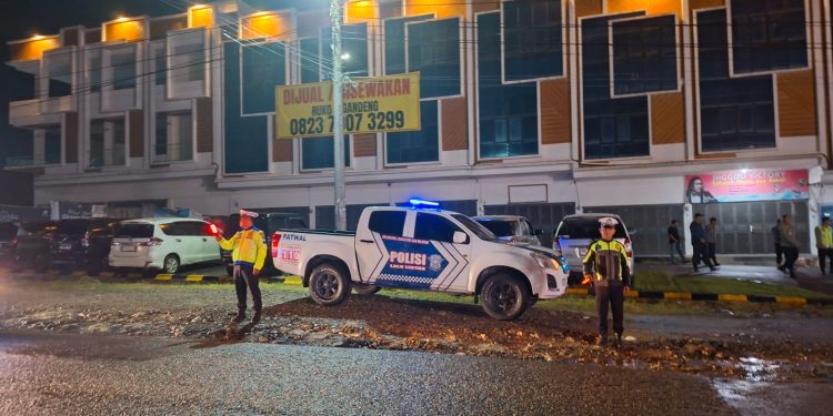 Buru Balap Liar dan Begal, IPDA Yancen Hutabarat Perketat Jalur Siantar–Perdagangan Buru Balap Liar dan Begal, IPDA Yancen Hutabarat Perketat Jalur Siantar–Perdagangan