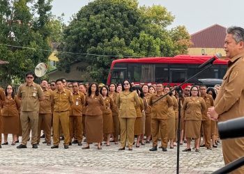 Pimpin Apel Gabungan, Wabup Taput Tekankan Evaluasi Kerja, Inovasi, dan Transparansi Publik