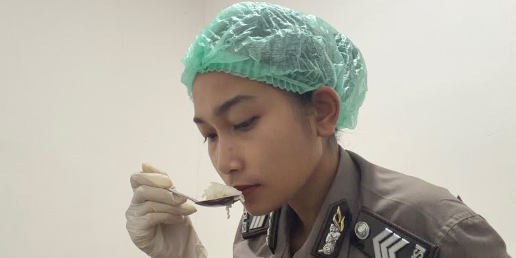 Pastikan MBG Tak Jadi Sumber Masalah, Dokkes Polres Pematangsiantar Uji Keamanan Menu di SPPG YKB