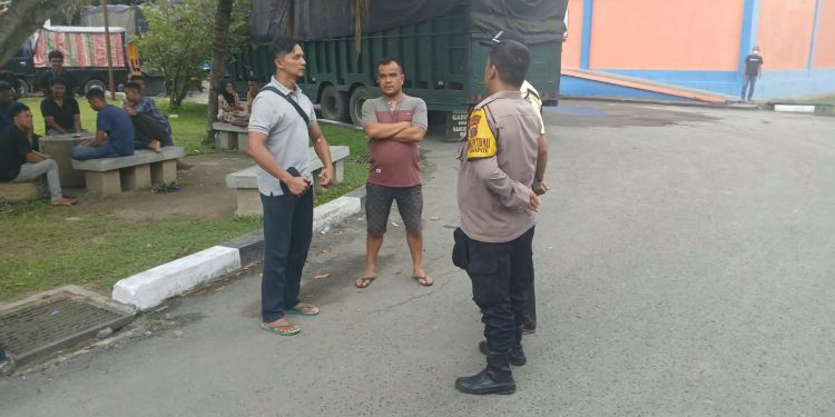 Polisi Perkuat Pengamanan Gudang Bulog Pematangsiantar, Pesan Kamtibmas Disampaikan ke Pekerja