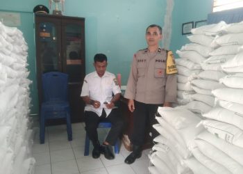 Distribusi Banpang Beras Dimulai, Polsek Siantar Barat Turun Pantau Langsung ke Kelurahan Sipinggol-Pinggol