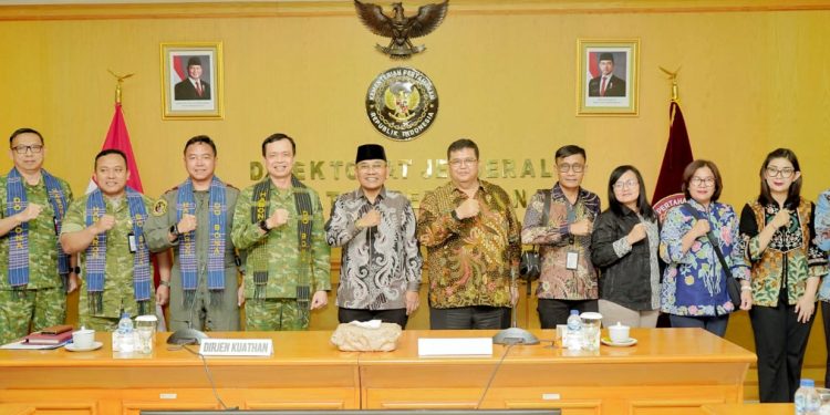 Tol Simpang Panei–Parapat Didorong Berlanjut, Bupati Simalungun Bahas Penguatan Ekonomi hingga Infrastruktur Pertahanan Tol Simpang Panei–Parapat Didorong Berlanjut, Bupati Simalungun Bahas Penguatan Ekonomi hingga Infrastruktur Pertahanan