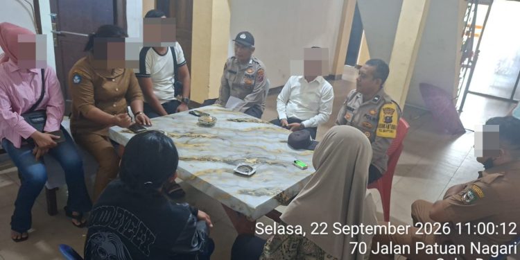Saling Lapor Usai Anak Dipukul, Polsek Siantar Utara Berhasil Damai Kedua Pihak Tergeletak Pingsan di Simpang Yogyakarta, Polsek Siantar Barat Turun Tangan Selamatkan Warga