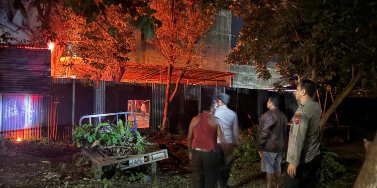 Bakar Anti Nyamuk Berujung Petaka, Bengkel Mobil di Siantar Utara Dilalap Api