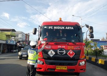 Angkutan Barang Kelebihan Muatan Jadi Sorotan, Sat Lantas Siantar Ingatkan Bahaya Overload