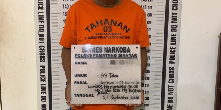 Residivis Narkoba Tak Kapok, DS Diciduk Bawa 106 Gram Ganja di Jalan Cemara Residivis Narkoba Tak Kapok, DS Diciduk Bawa 106 Gram Ganja di Jalan Cemara