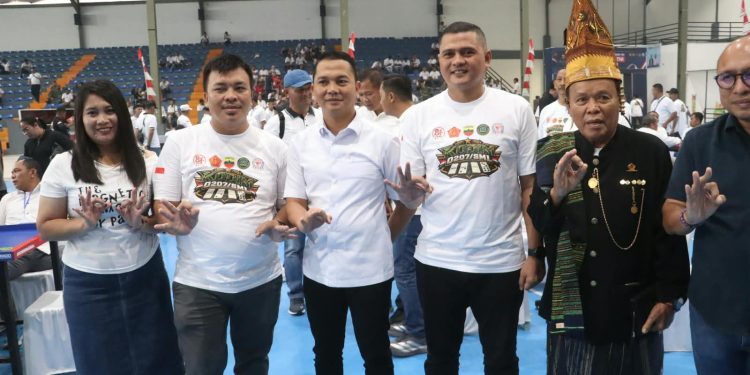 Di Tangan Dandim Agus Muchtadi, Domino Jadi Simbol Sinergitas TNI-Polri dan Jalan Pecahkan Rekor MURI