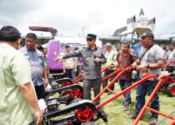 ‎Perkuat Mekanisasi dan Percepat Pemulihan Pertanian, Pemkab Tapanuli Utara Salurkan 527 Unit Alsintan