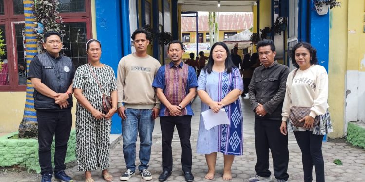 Disdik Pematangsiantar Tindaklanjuti Video Viral Bullying Siswi SMP, Mediasi Berujung Kesepakatan Damai Disdik Pematangsiantar Tindaklanjuti Video Viral Bullying Siswi SMP, Mediasi Berujung Kesepakatan Damai