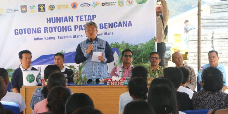 ‎Wujudkan Kawasan Hunian Layak, Pemkab Taput Undi dan Serahkan Bantuan Huntap Tahap II di Dolok Nauli